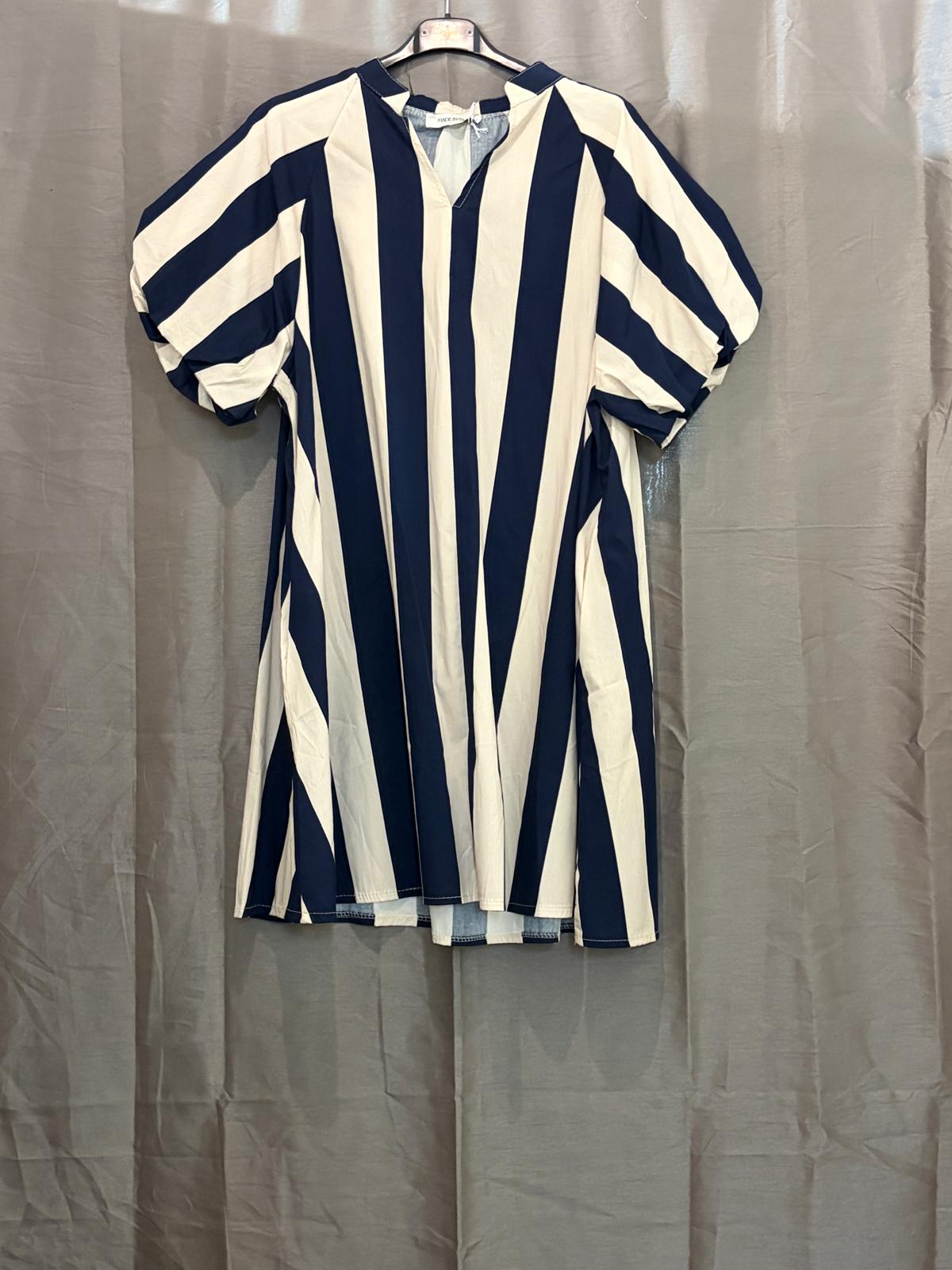 Robe mi-longue à rayures, col V et manches bouffantes