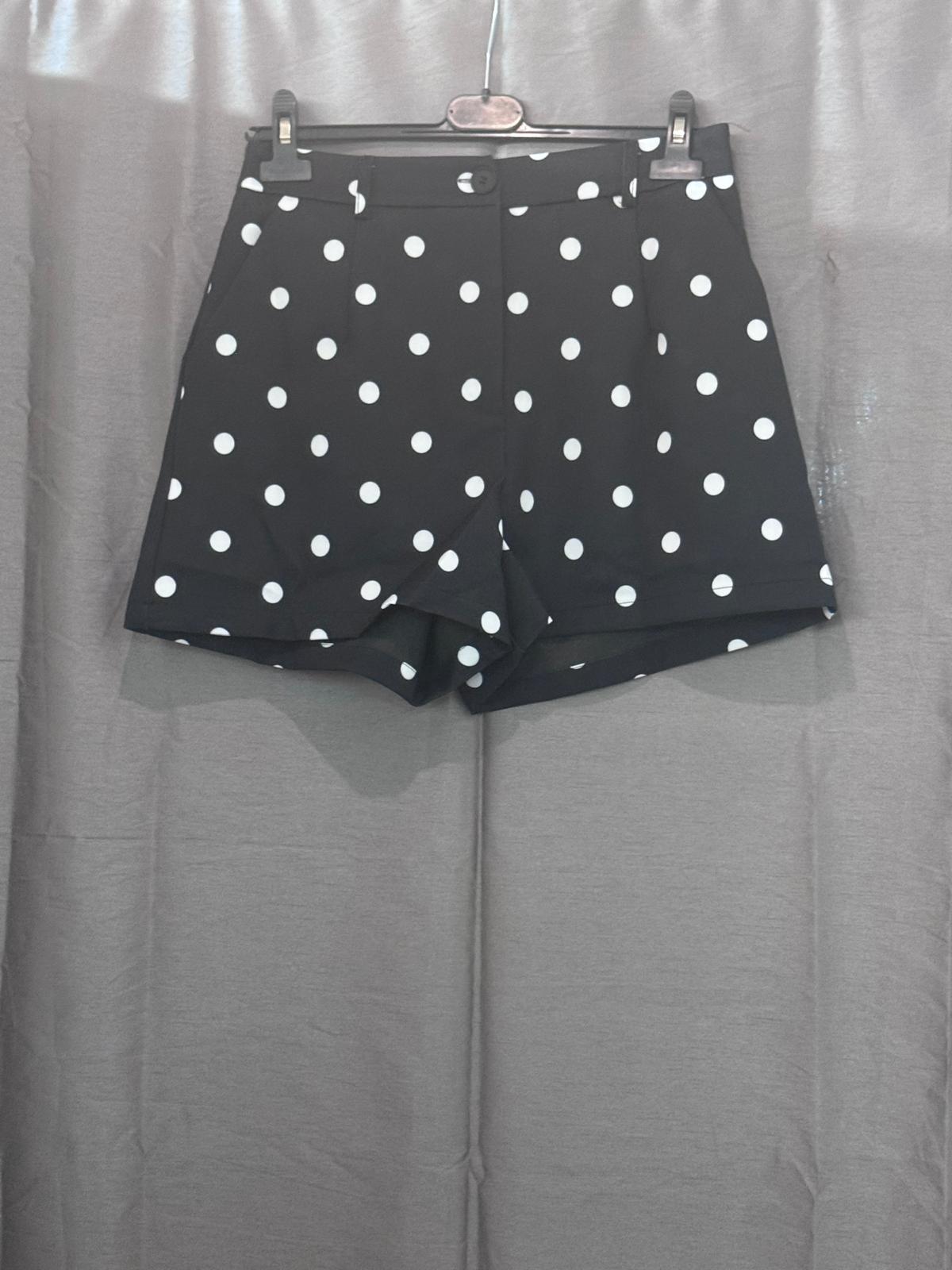 Short taille haute blanc à pois noirs