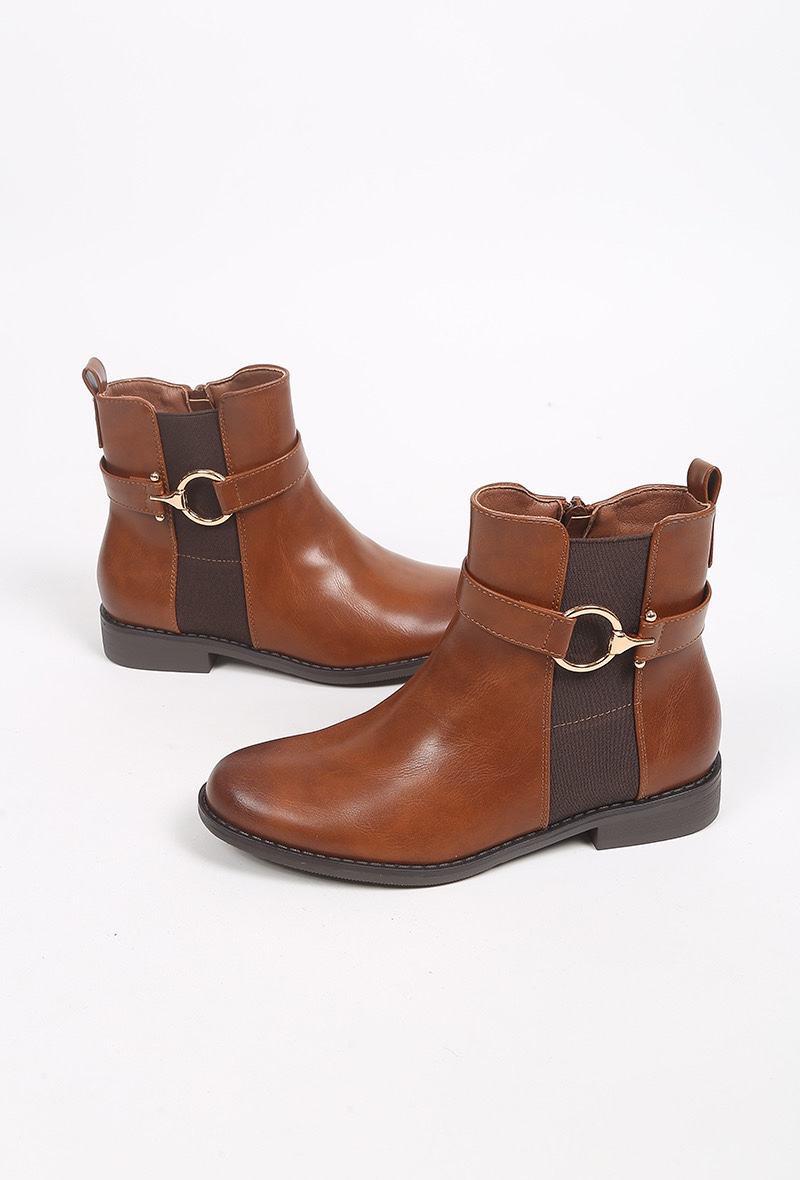 Bottines avec détail boucle dorée