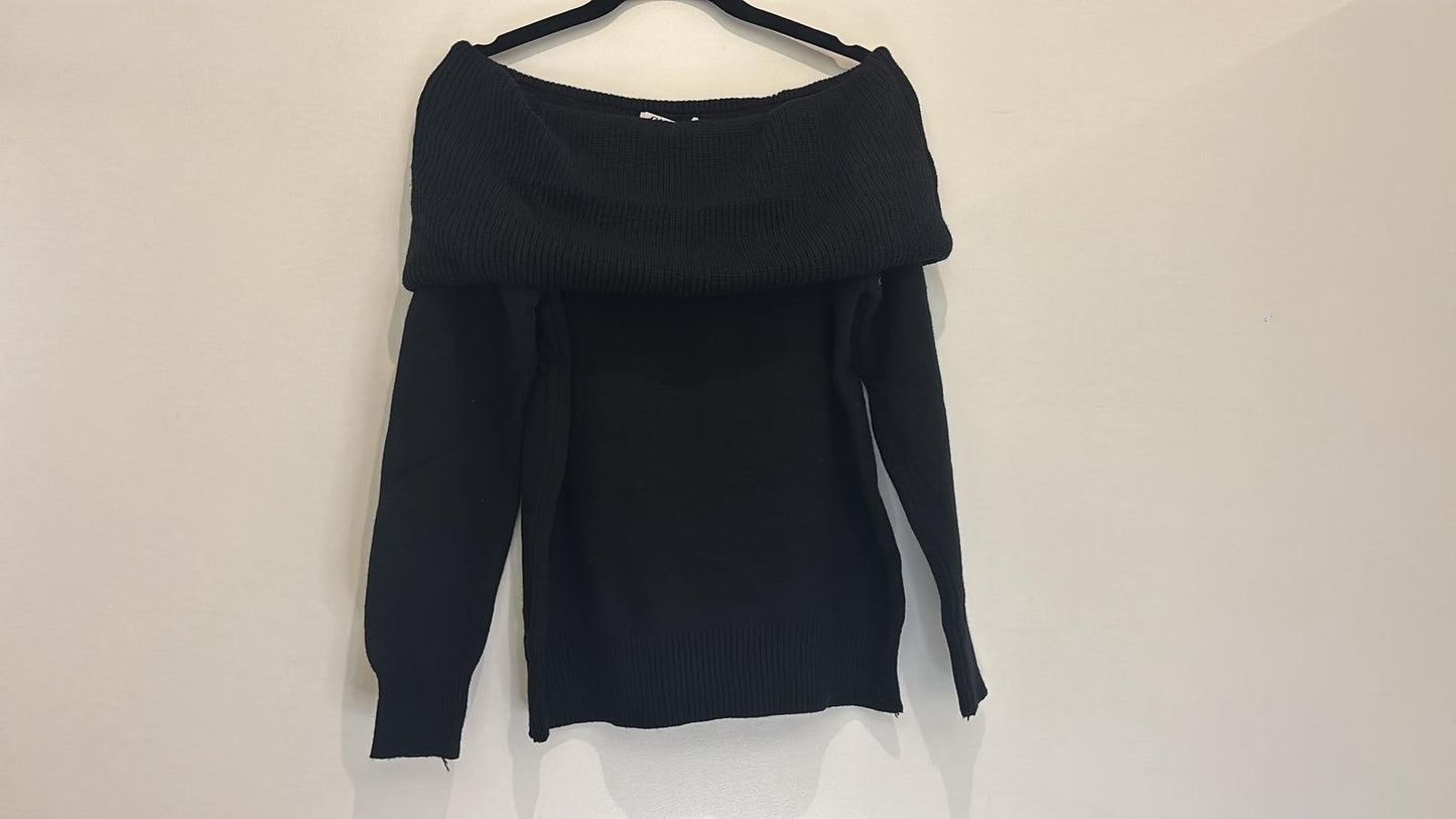 Pull col large à épaules dénudées