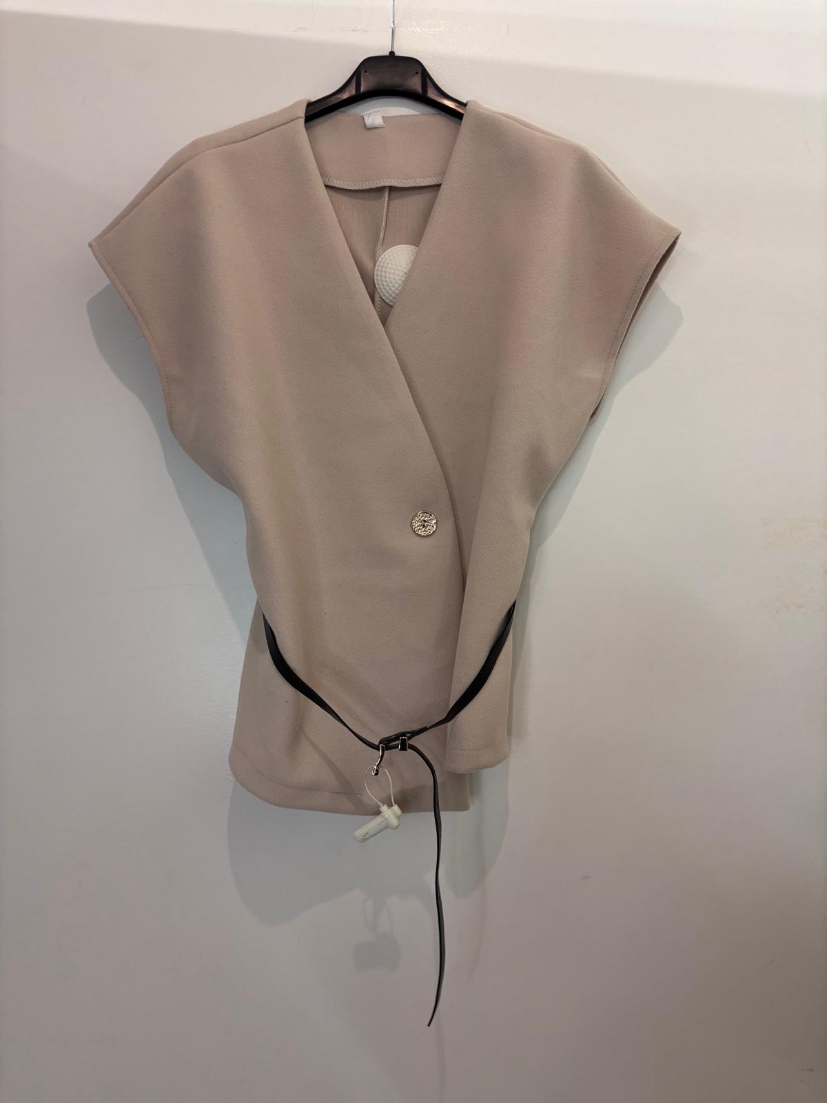 Top sans manches ceinturé