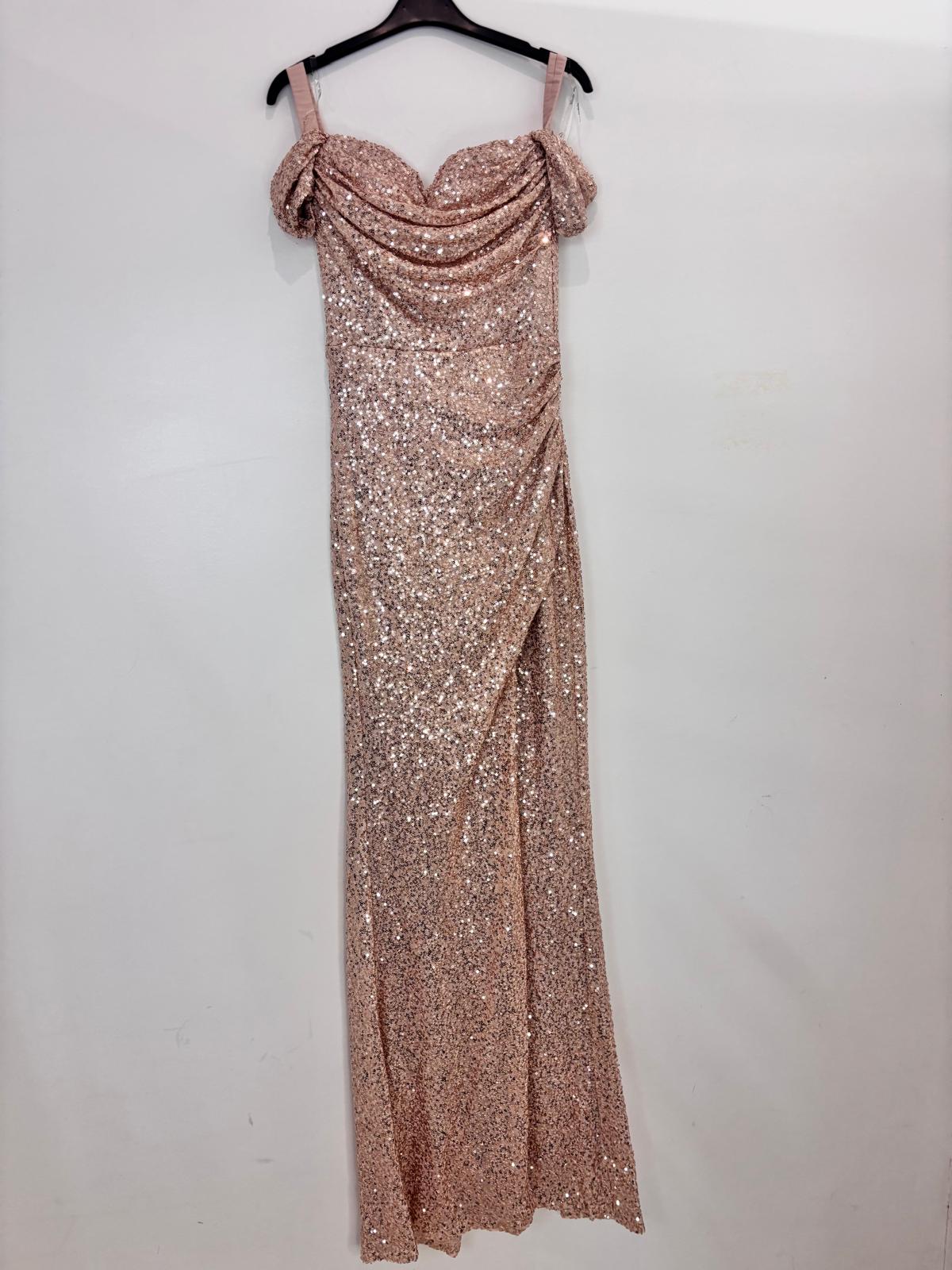 Robe longue à sequins fendue épaules tombantes