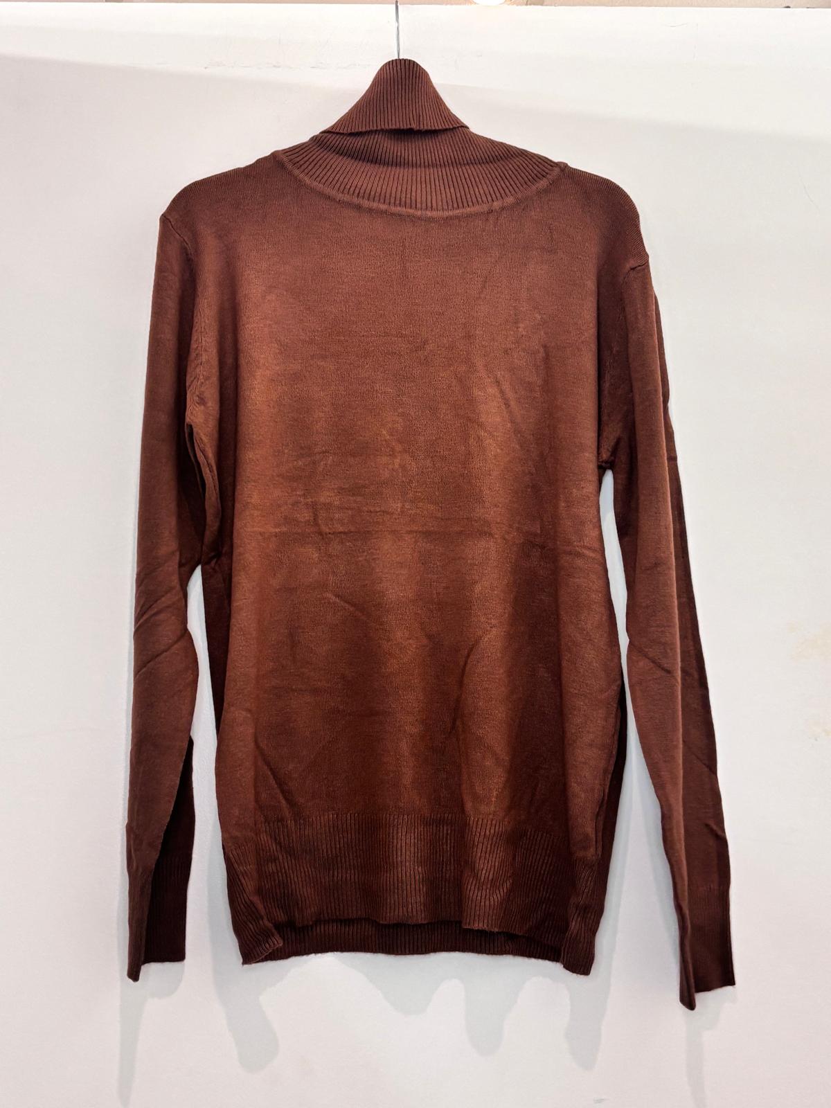 Pull col roulé en maille fine