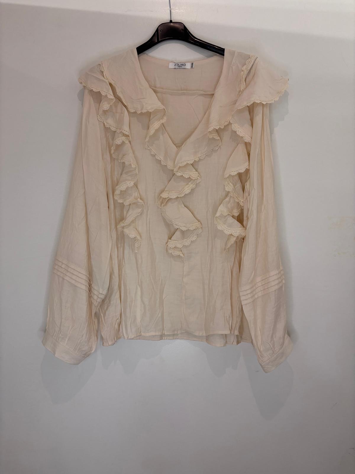 Chemise à volants élégante