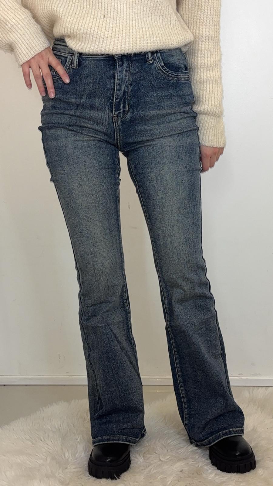 Jean évasé bleu coupe flare