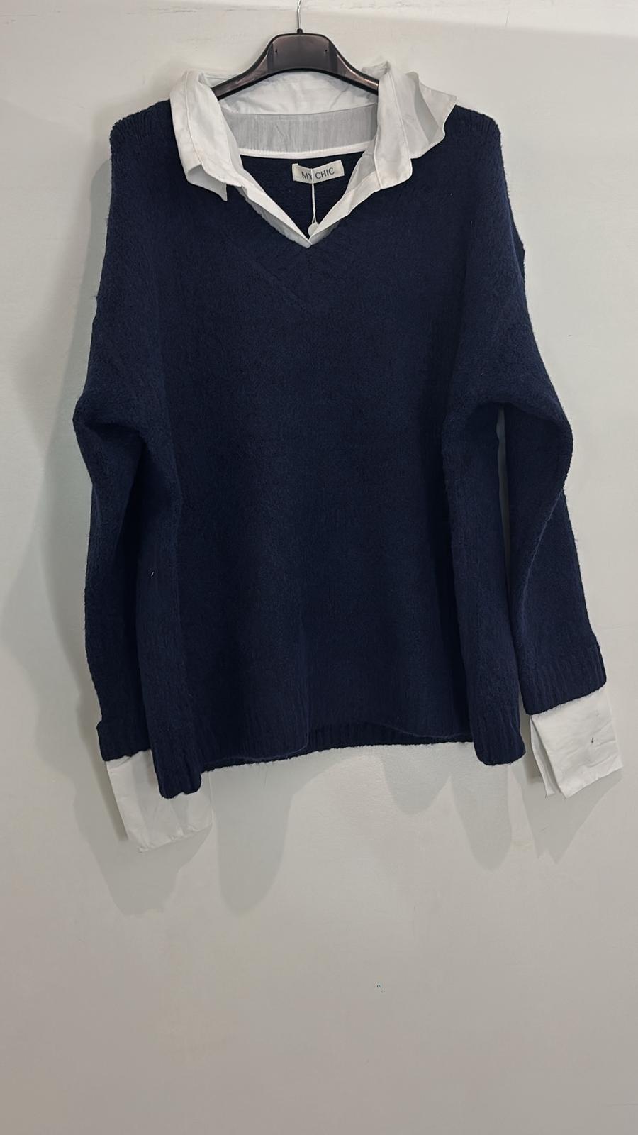 Pull en maille avec col V avec chemise blanche intégrée