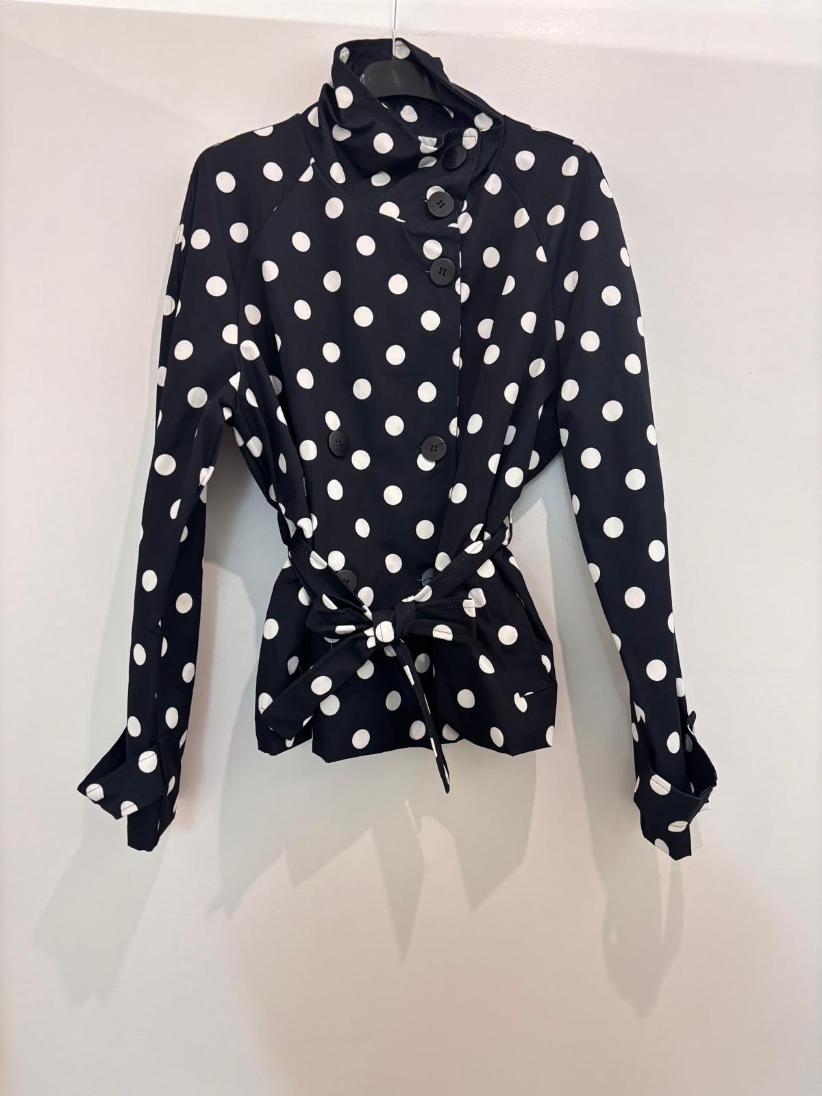 Veste courte pois double boutonnage ceinturée & manches volumineuses