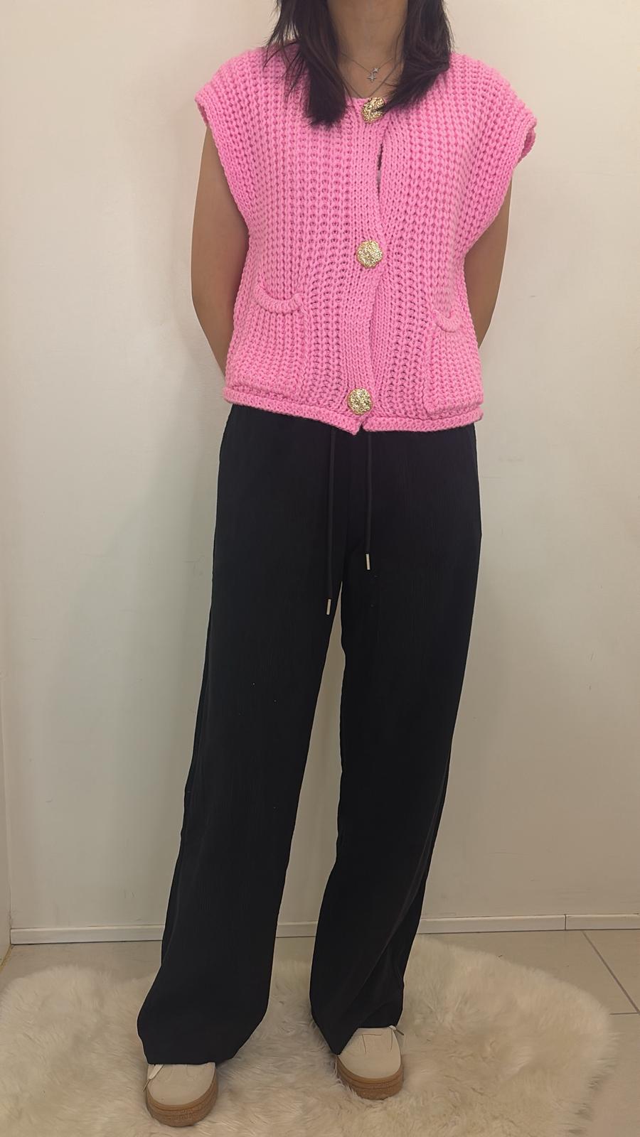 Cardigan sans manches en maille avec boutons dorés