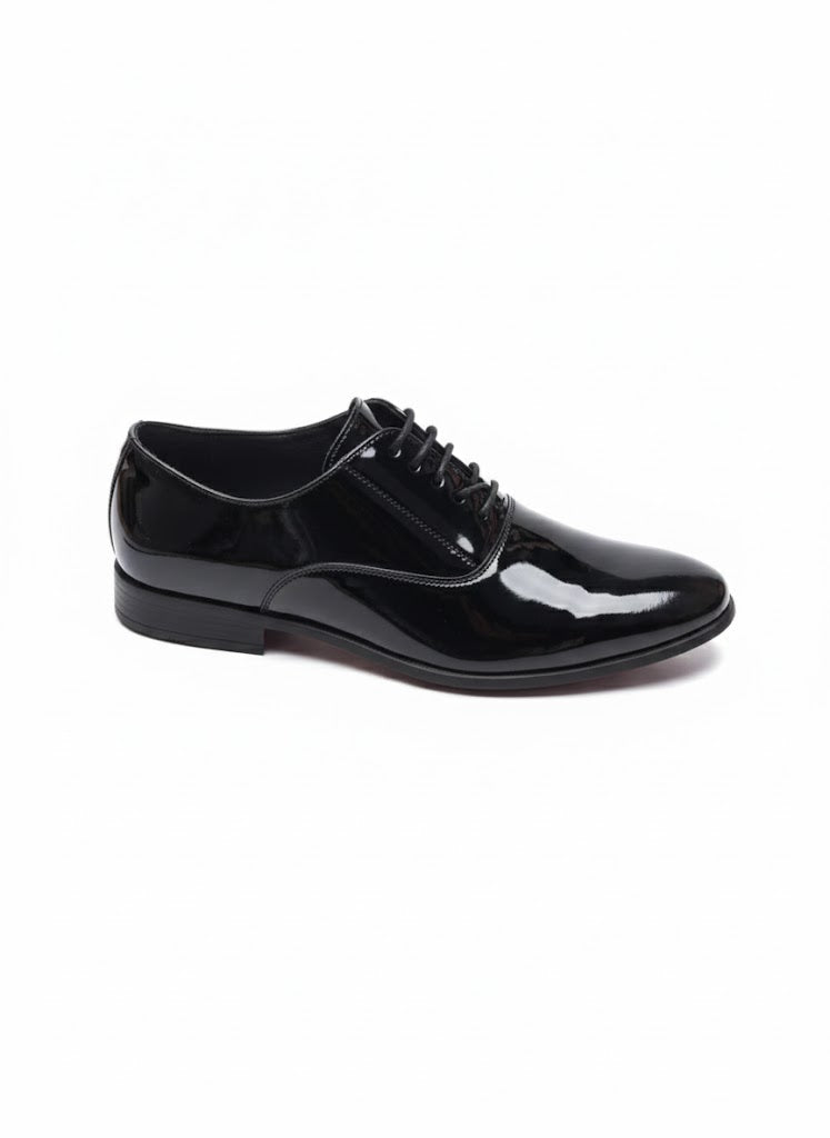 Chaussures de ville plates vernies noires