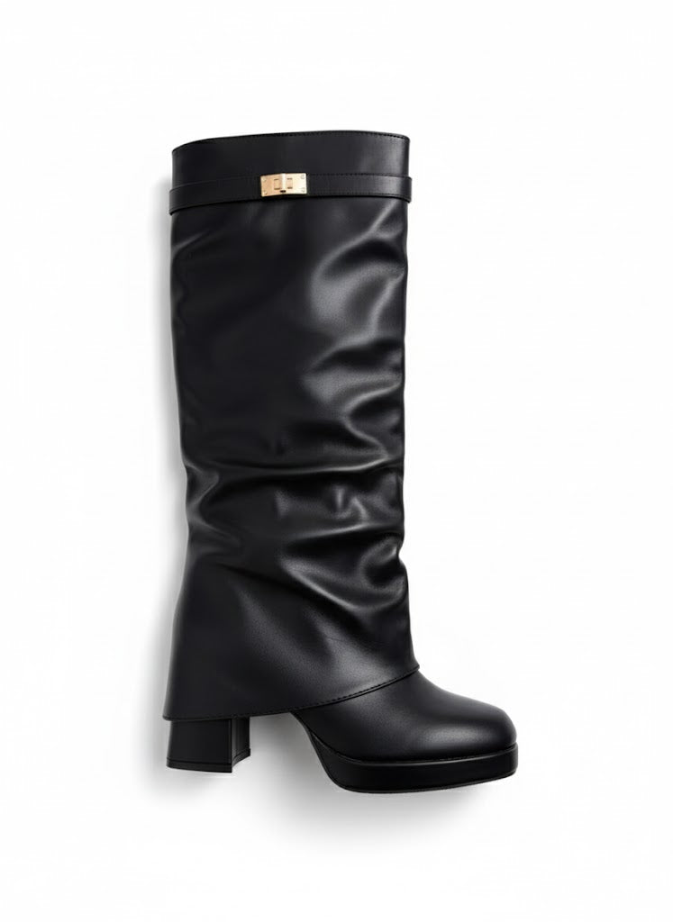 Bottes haute noire à talon avec détail doré