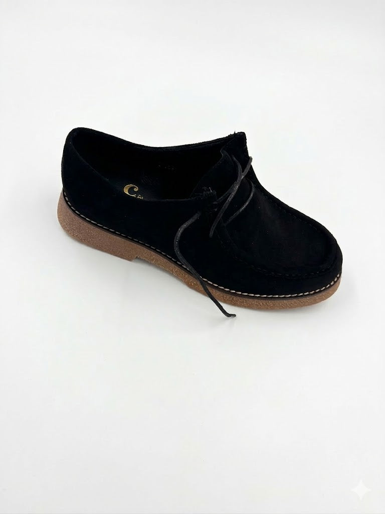 Mocassins noirs en suédine avec semelle beige confortable