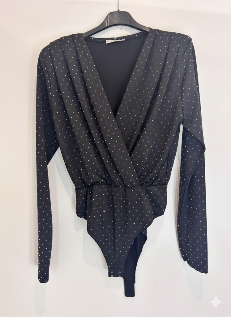 Body décolleté plongeant strassé croisé