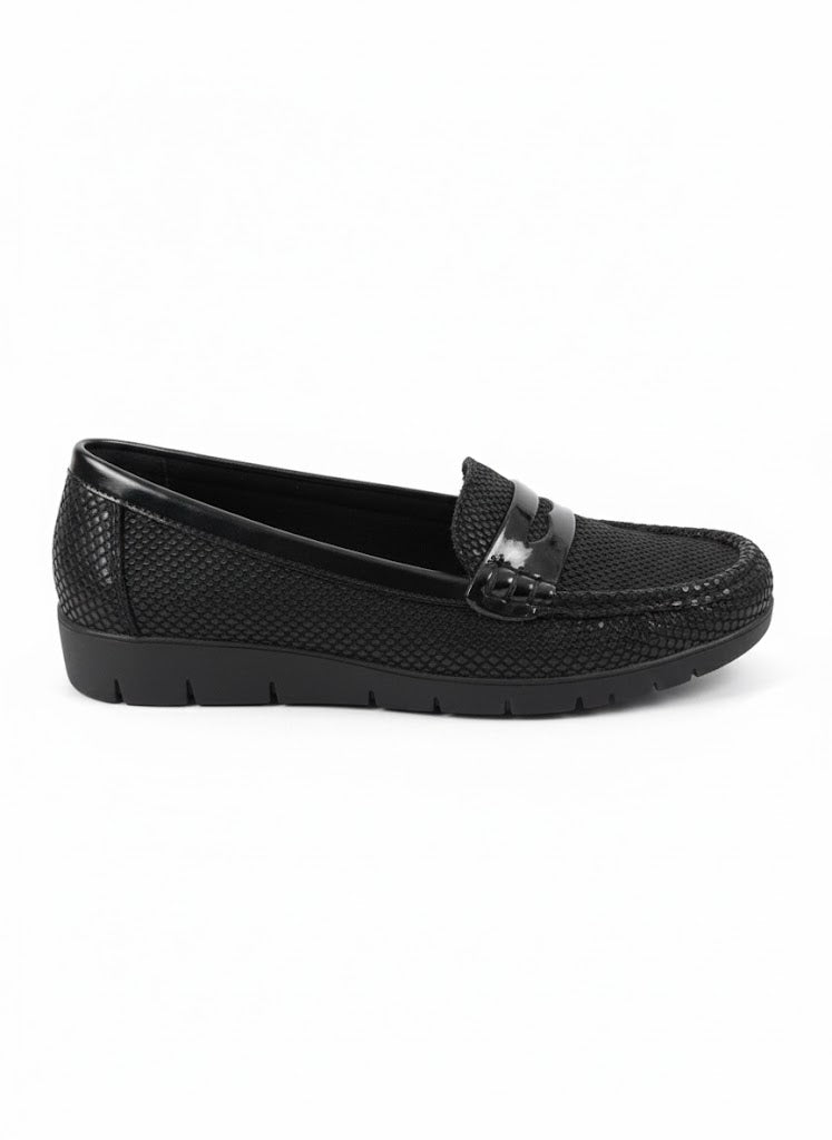 Mocassin noir texturé semelle épaisse