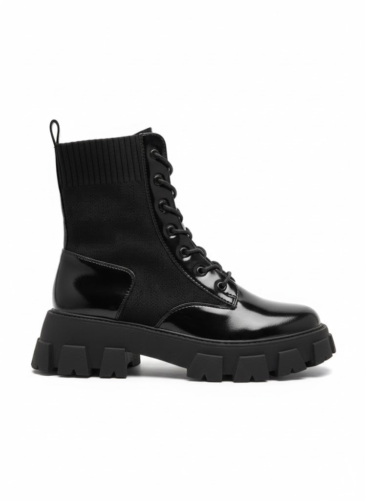 Bottines rangers noires vernies semelle crantée épaisse