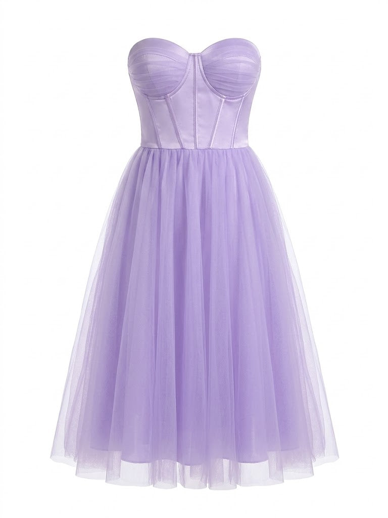 Robe bustier en tulle corsetée