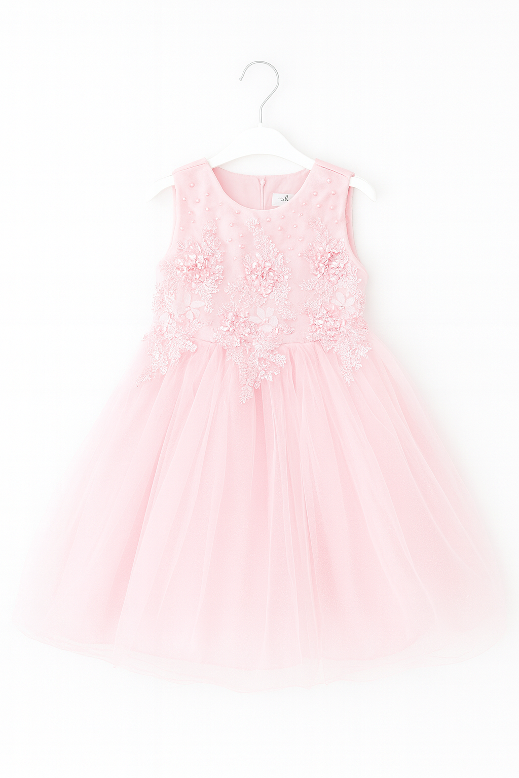 Robe en tulle brodé