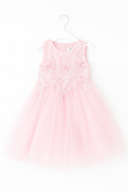 Robe en tulle brodé