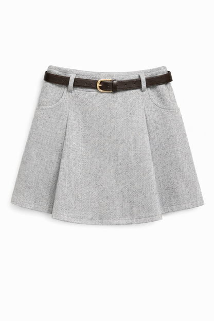 Short jupe évasée à plis taille haute avec ceinture intégrée