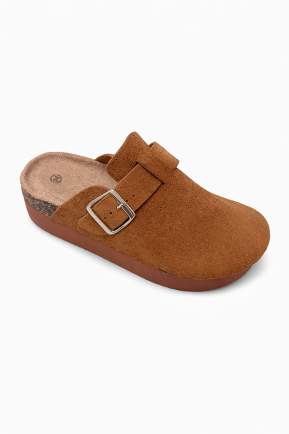 Sandale effet daim à boucle métallique