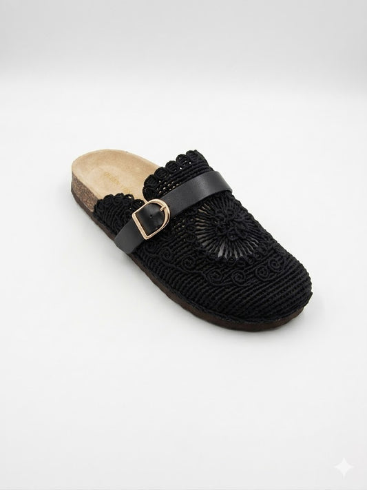 Mules sabots fermées en macramé crochet bride à boucle dorée et semelle effet liège