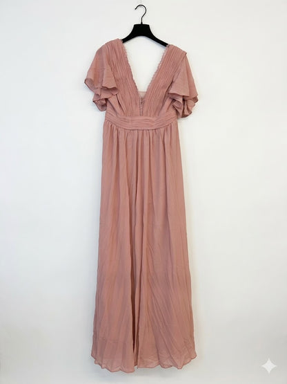 Robe longue manches papillon et détail dentelle sur le décolleté V