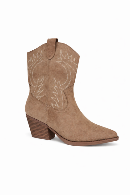 Bottines western à talons biseautés effet daim