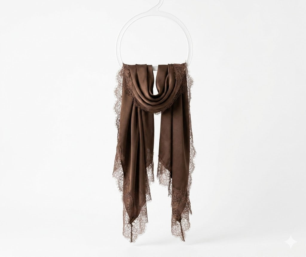Foulard sarong à finition dentelle à nouer en ceinture asymétrique