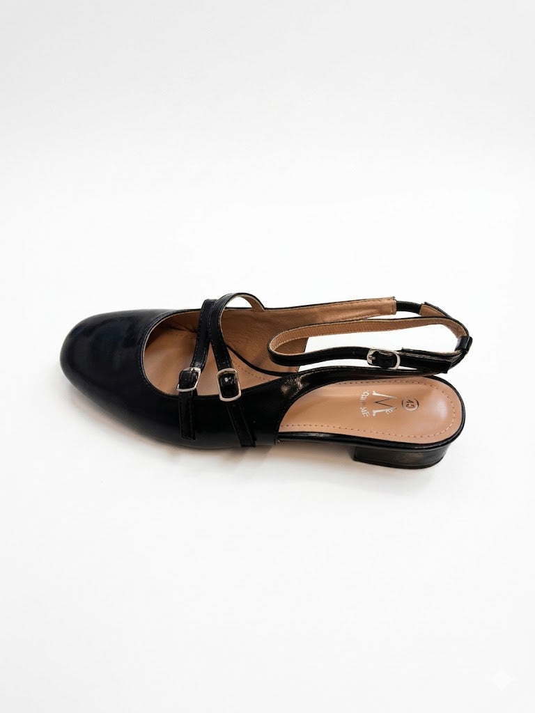 Slingback Plat Vernis Noir – Double Bride Cheville Boucles Argentées & Bout Rond
