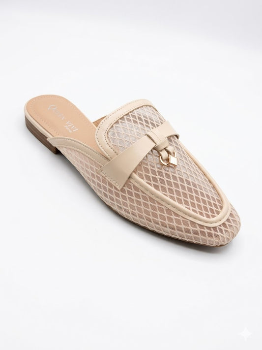 Mule plate style mocassin en résille avec empiècement cuir et détail chaîne dorée