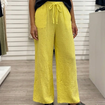 Pantalon en tissu gaze de coton texturé avec taille élastiquée et cordon