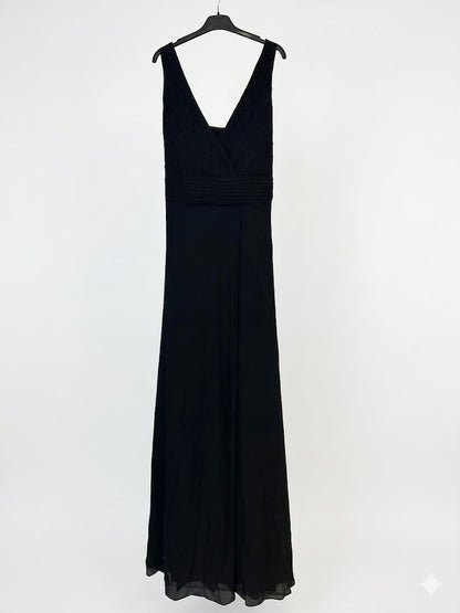 Robe longue sans manches avec buste plissé et décolleté V croisé