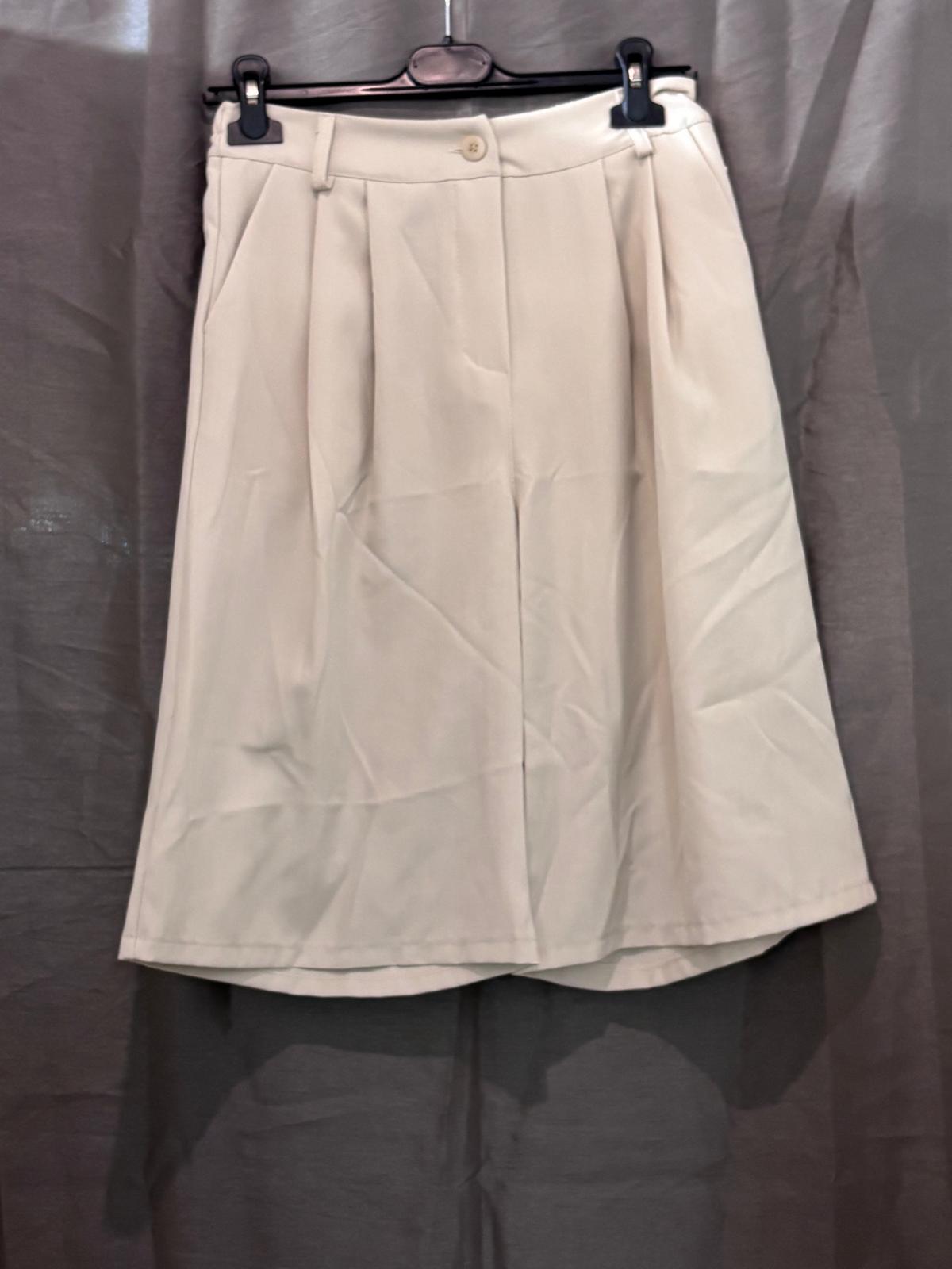 Bermuda taille haute à pinces