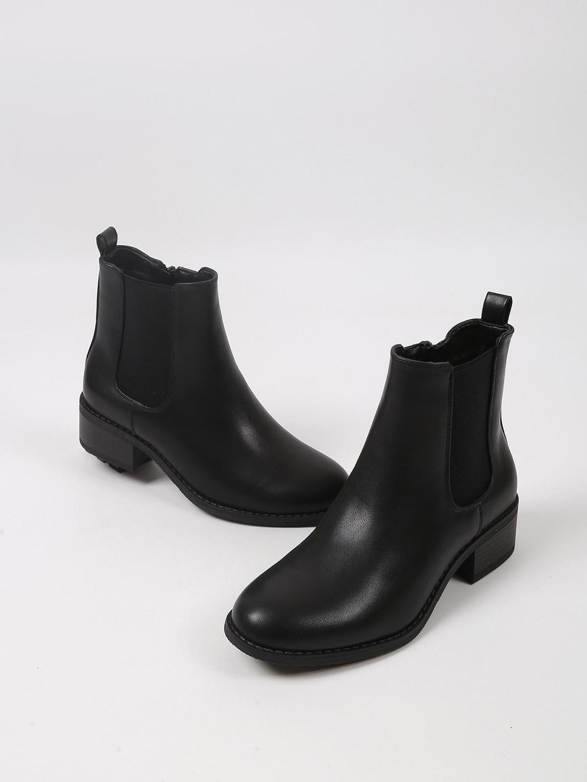 Bottines noires Chelsea à élastique et talon carré