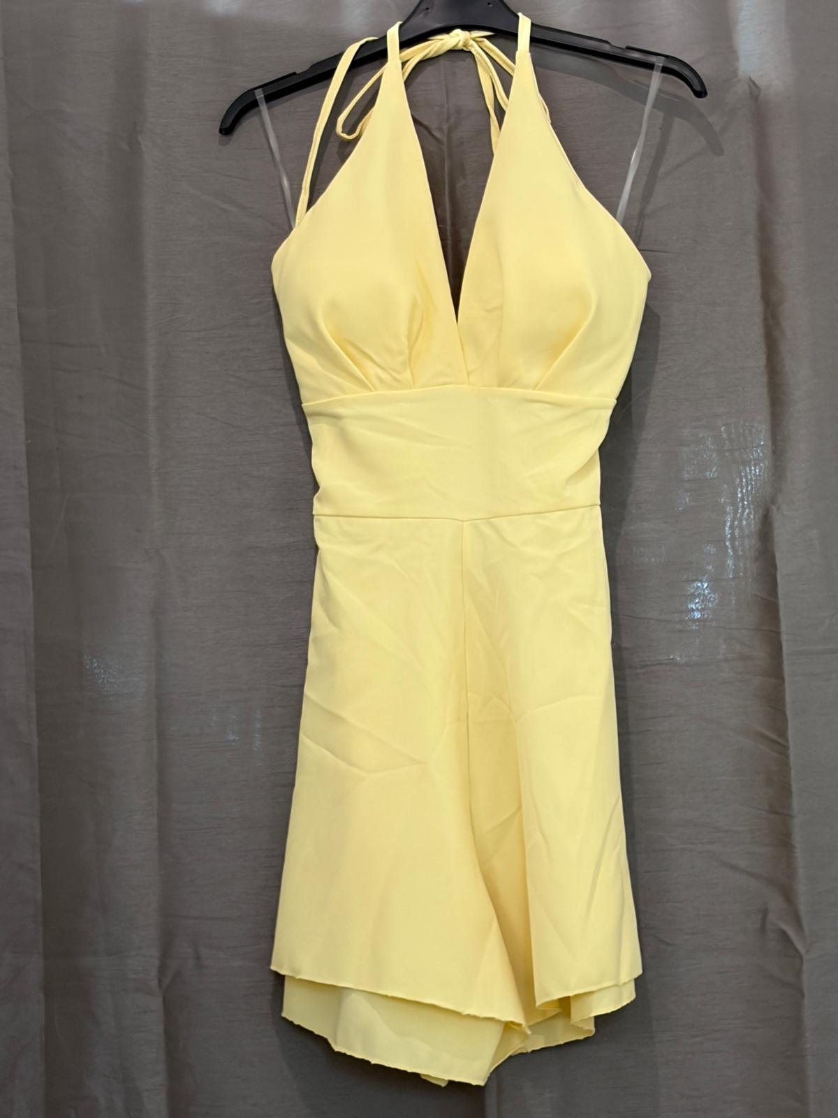Combishort col halter, décolleté V et nœud au cou