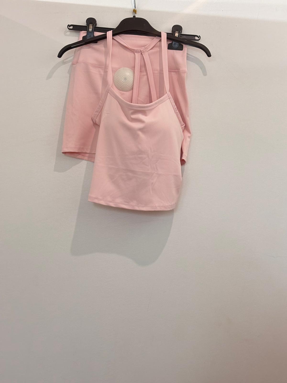 Ensemble brassière et short – tenue de sport assortie débardeur fines bretelles et short