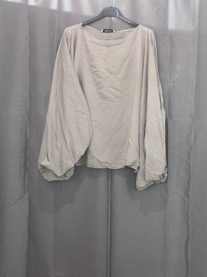Haut oversize à manches bouffantes