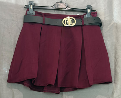 Jupe-short plissé ceinturé boucle dorée
