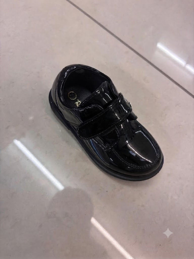 Mocassin noir verni, scratch