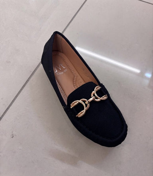 Mocassin plat noir, mors chaîne dorée