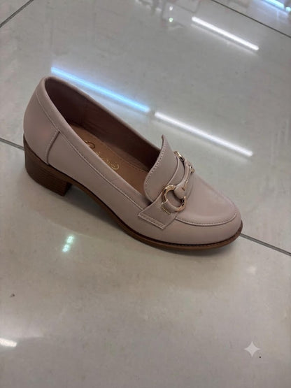 Mocassin à petit talon, mors doré