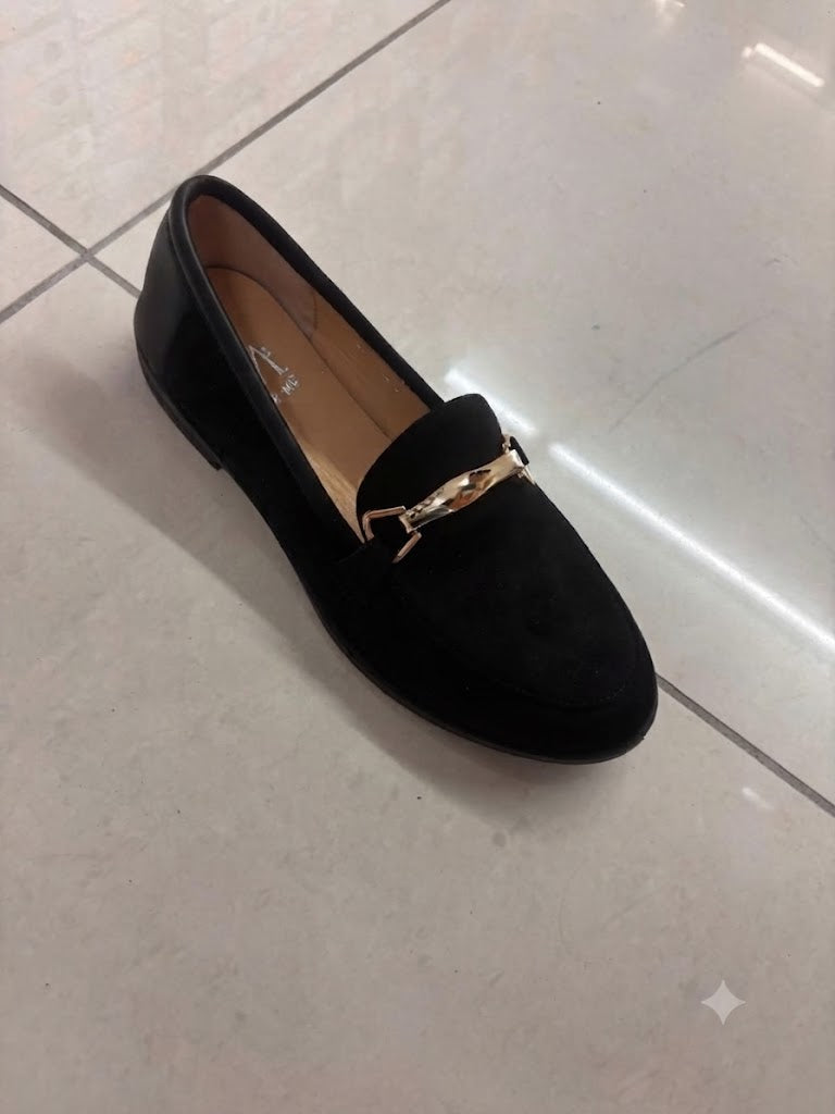 Mocassin plat en velours, bijou doré