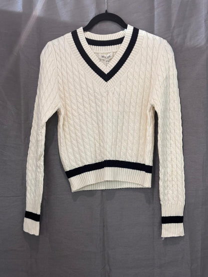 Pull col V style cricket à rayures écrues
