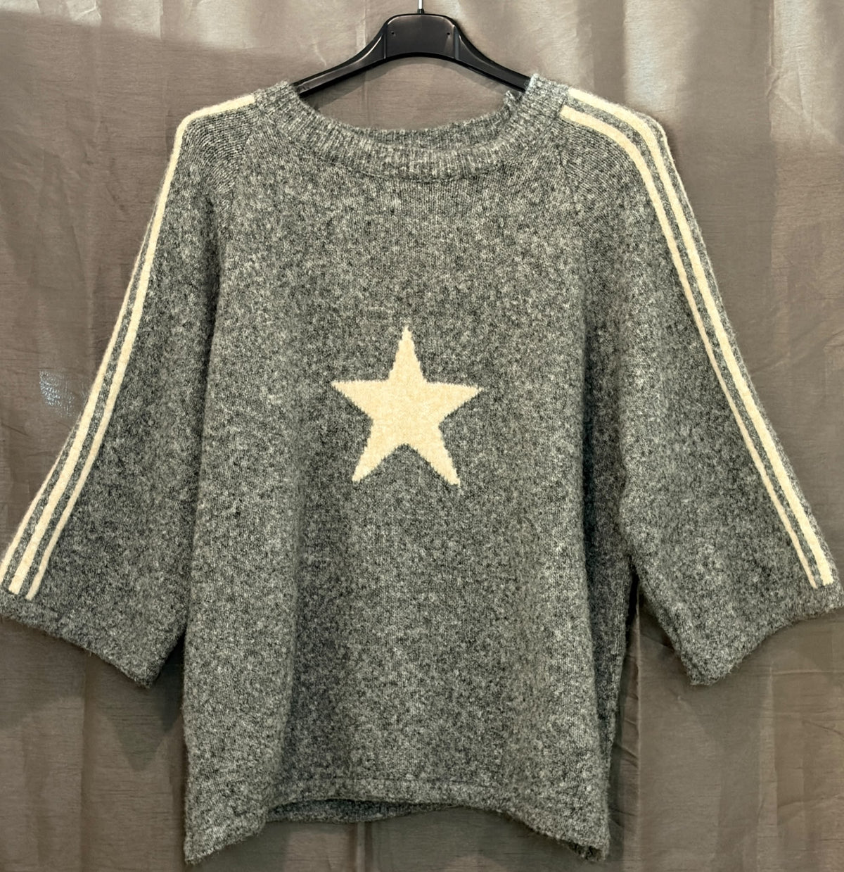 Pull chiné à étoile et bandes façon sport