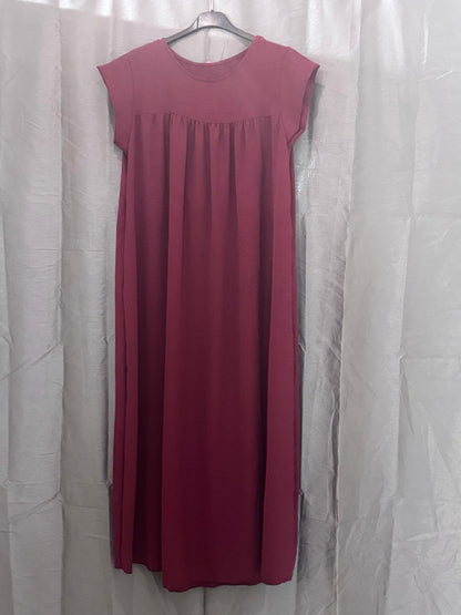 Robe longue sans manches, col rond, coupe droite