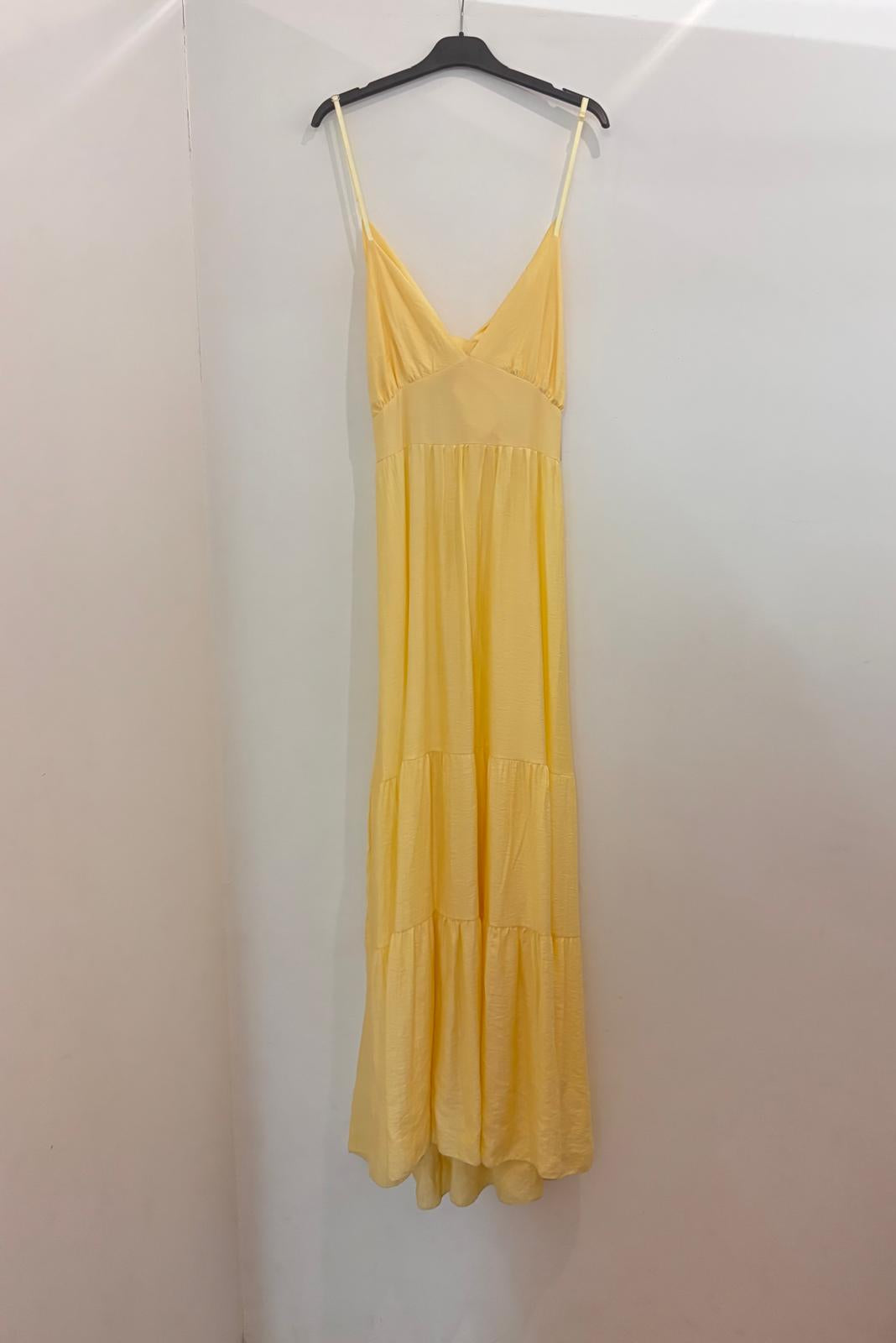 Robe longue à volants bretelles fines
