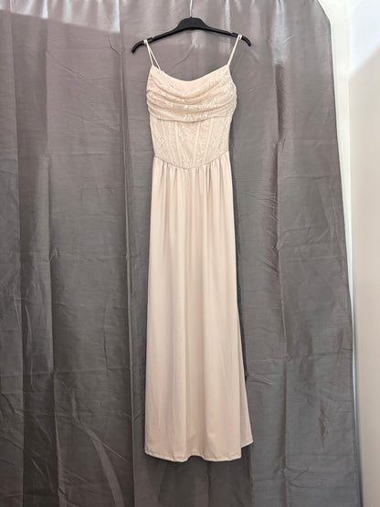 Robe longue, bustier corseté brodé et col drapé, bretelles fines