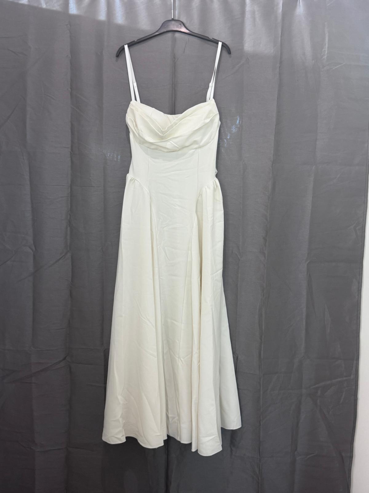 Robe longue  col drapé, bretelles fines, jupe évasée