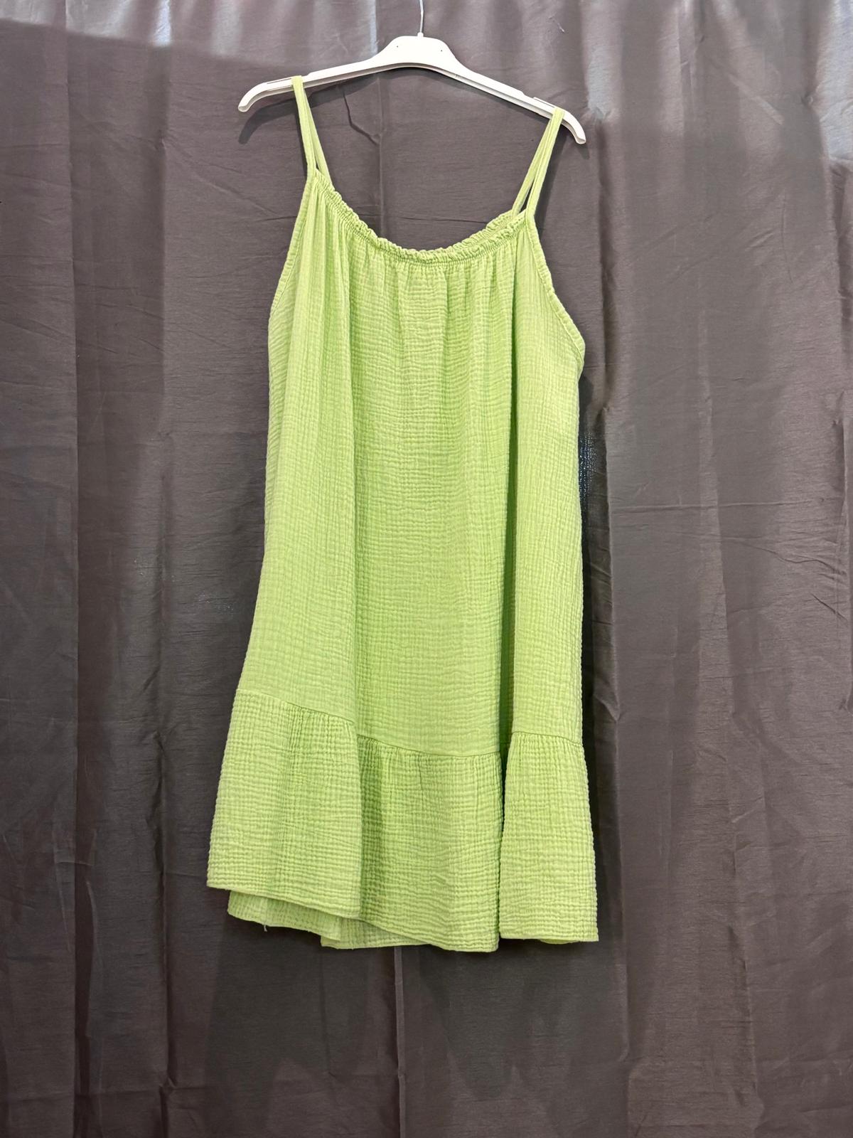 Robe courte en gaze de coton, bretelles fines et volant bas