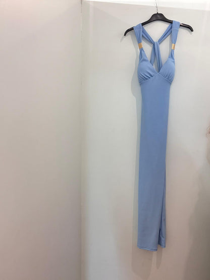 Robe Longue à Bretelles Croisées et Détails Dorés