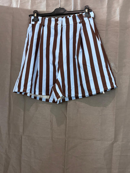 Short taille haute à rayures